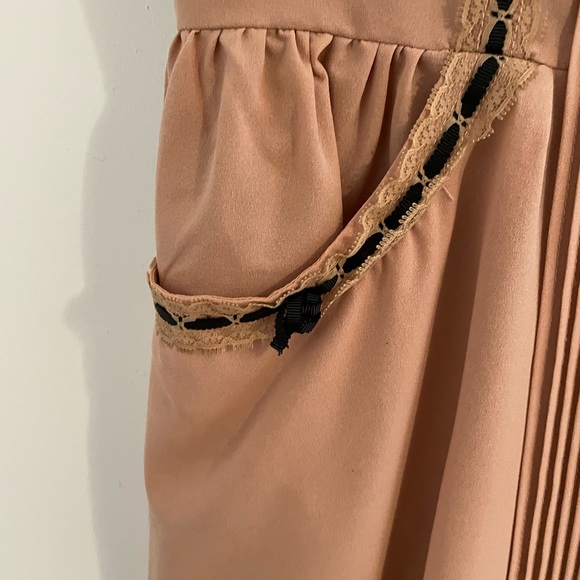 Darling brand frill dress from ModCloth - Picture 6 of 9